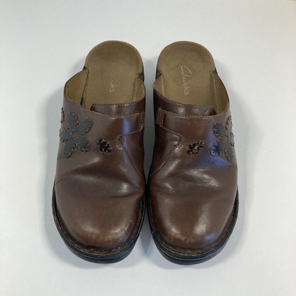 Womens Brown Clarks Slip On Sandals Clogs Size 8 Floral Pattern - Picture 2 of 10